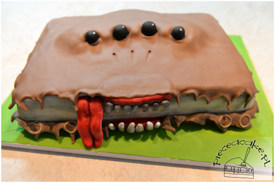 Halloween cakes Monster