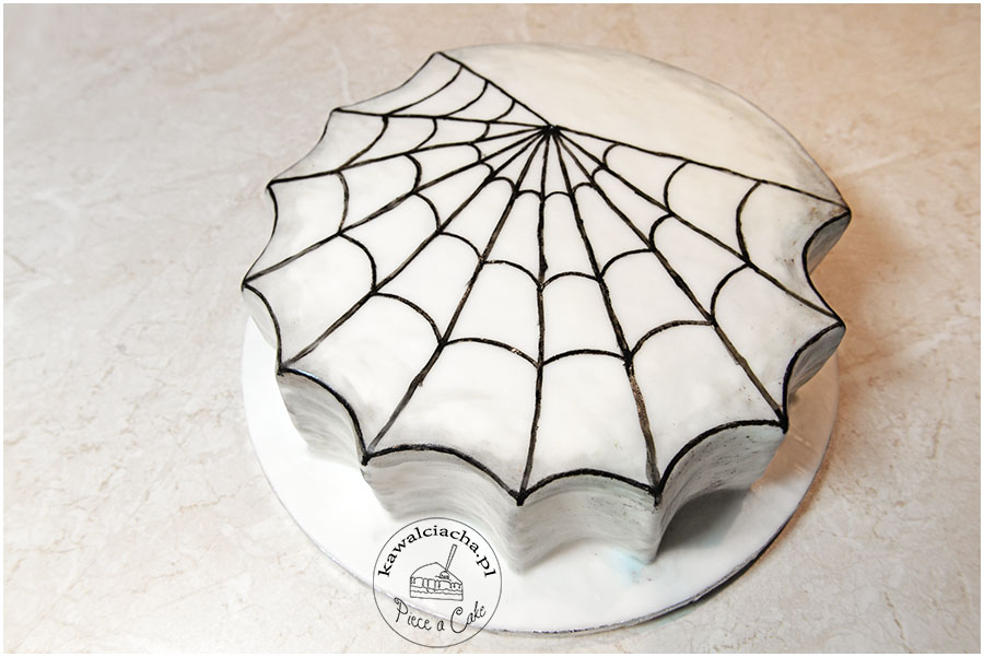 Spiderman cake