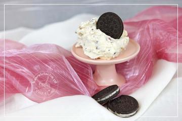 Krem mascarpone Oreo mleczny