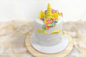Tort w stylu angielskim Jednorożec Tort w stylu angielskim Jednorożec